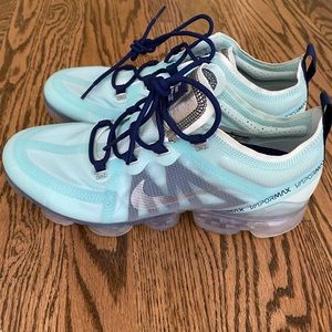 Nike Women’s VaporMax 2019 Shoes Blue and …